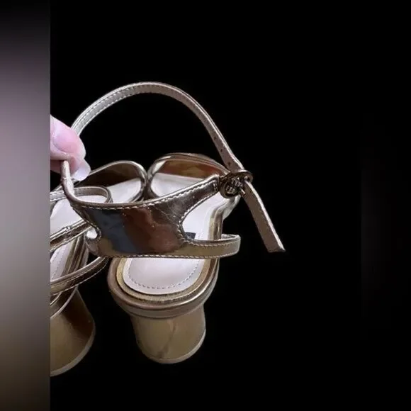 White House Black market Fabulous, strappy BRONZE leather sandal EUC 7M - Picture 8 of 13